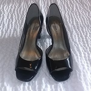 Bandolino black patent leather heels